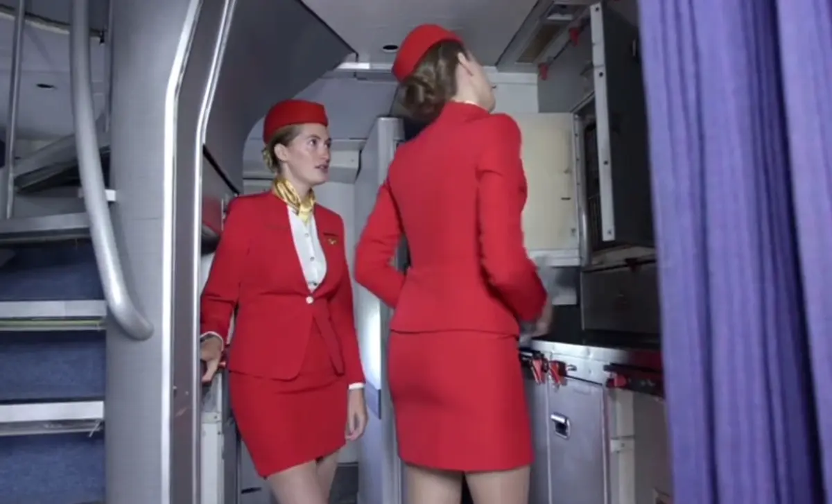 《法国空姐2019(多塞尔航空)》资源下载-法国空姐电影手机免费在线观看全集-法国空姐高清完整版无广告播放-泡剧网