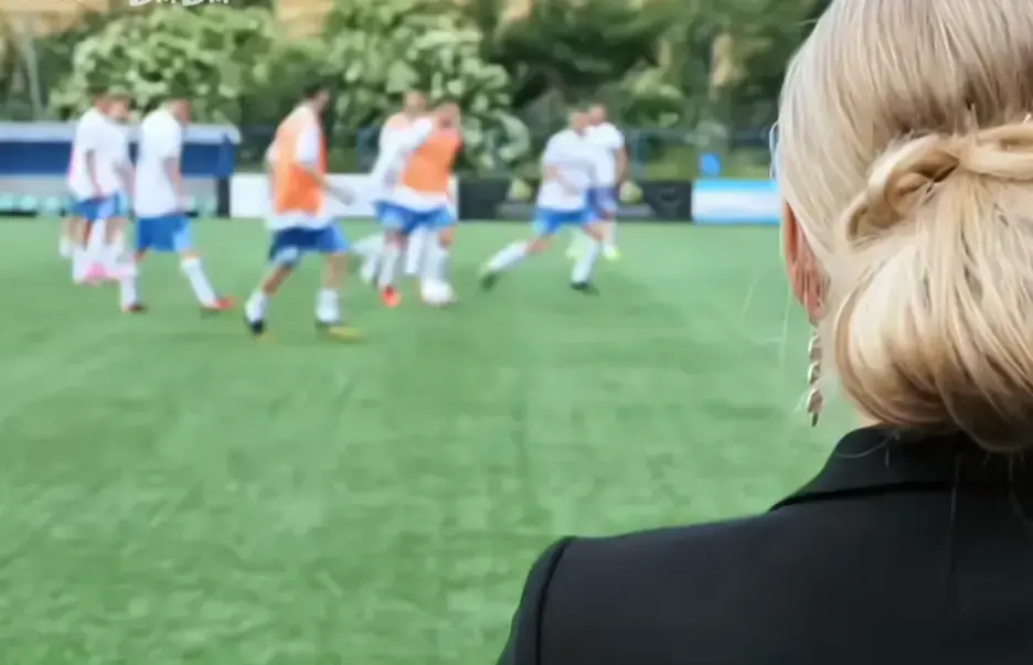 法国电影《footballersmoms》足球队的女老板们高清完整版在线观看