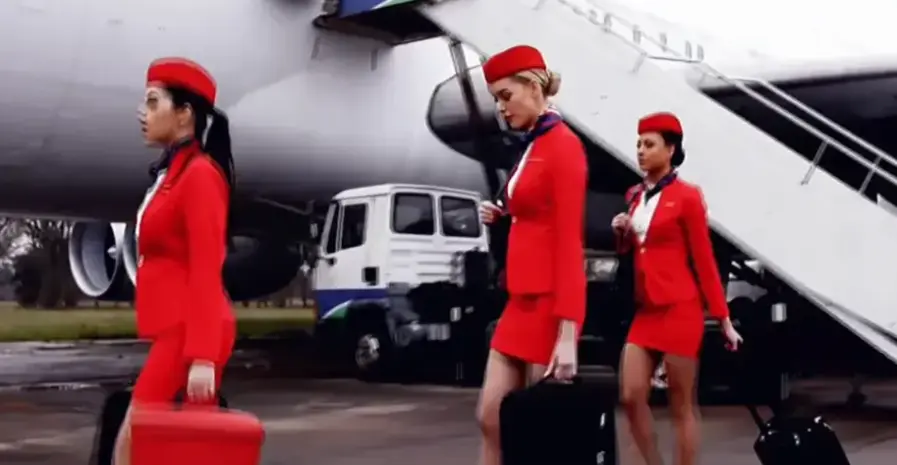 法国空姐2018(多塞尔航空)完整版免费在线观看-法国空姐720P高清中字电影全集-机舱封闭情节刺激法版满天星资源